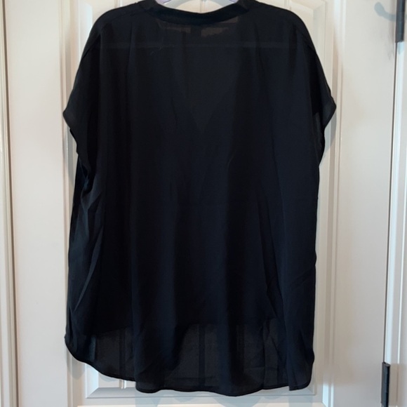 BLACK+ hot pink short sleeve v notch neck dip hem tops size 1X basics - Picture 11 of 11